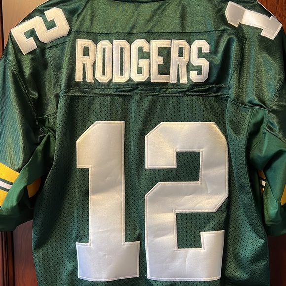 LIKE NEW Green Bay Packers 2X MVP & Super Bowl Winner Aaron Rodgers #12 Jersey! - Picture 3 of 8